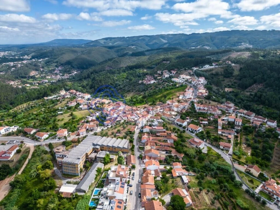 Terreno para Venda em Santo Antonio dos Olivais Foto 9