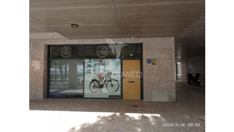 Loja para Venda em Olivais