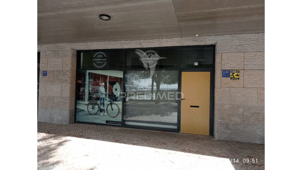 Loja para Venda em Olivais Foto 13