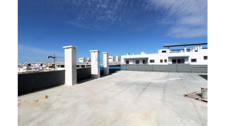 Apartamento T3 para Venda em Quelfes Foto 31