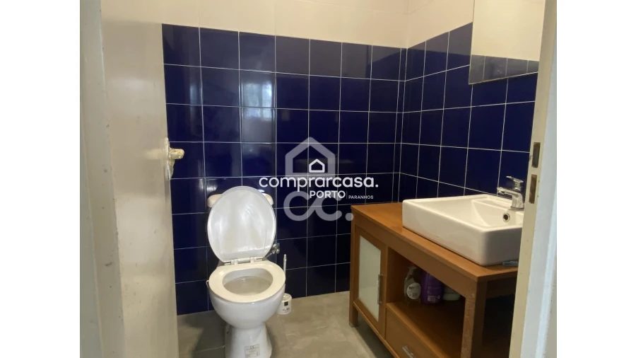 Armazém para Venda em São Felix da Marinha Foto 10