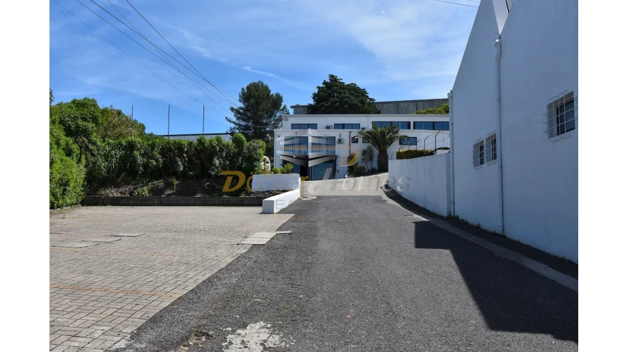 Prédio para Venda em Cacém e São Marcos Foto 7