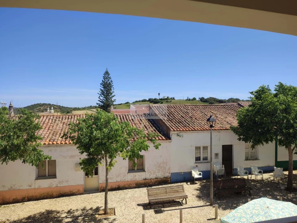 Moradia T3 para Venda em Lagos (São Sebastião e Santa Maria) Foto 5