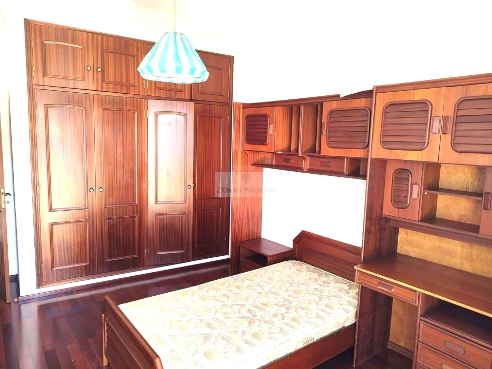 Moradia T3 para Venda em Lagos (São Sebastião e Santa Maria) Foto 10