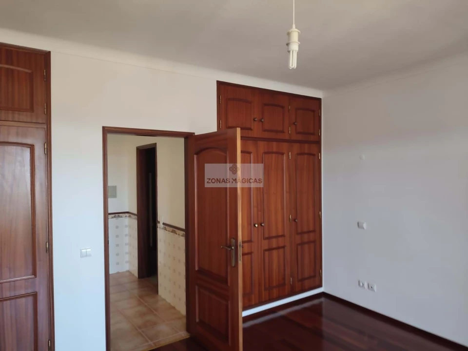 Moradia T3 para Venda em Lagos (São Sebastião e Santa Maria) Foto 33