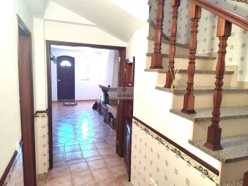 Moradia T3 para Venda em Lagos (São Sebastião e Santa Maria)