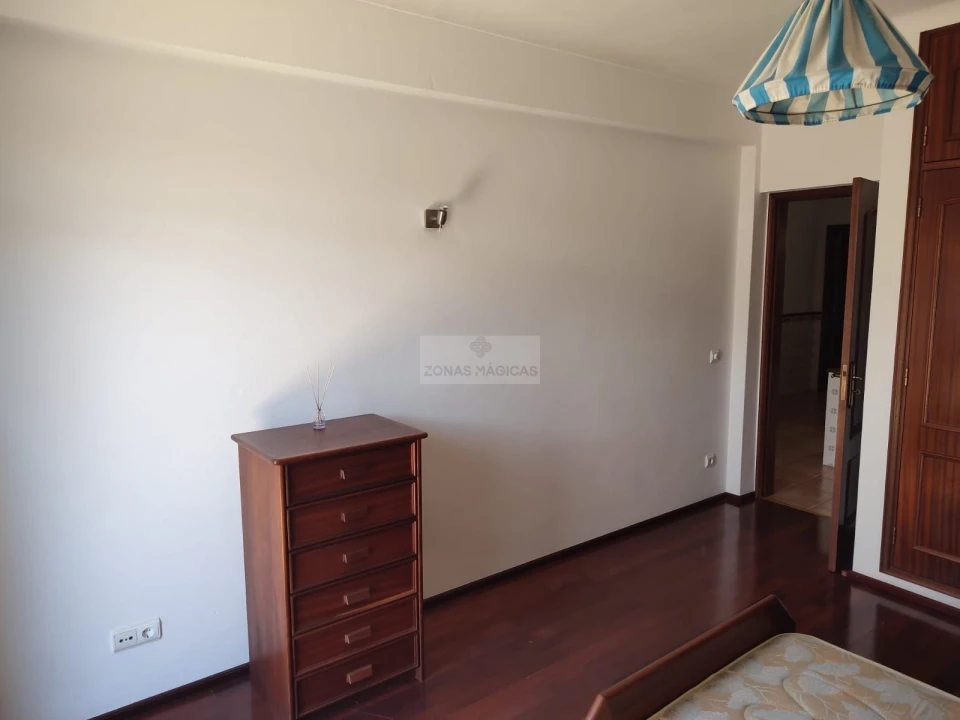 Moradia T3 para Venda em Lagos (São Sebastião e Santa Maria) Foto 14