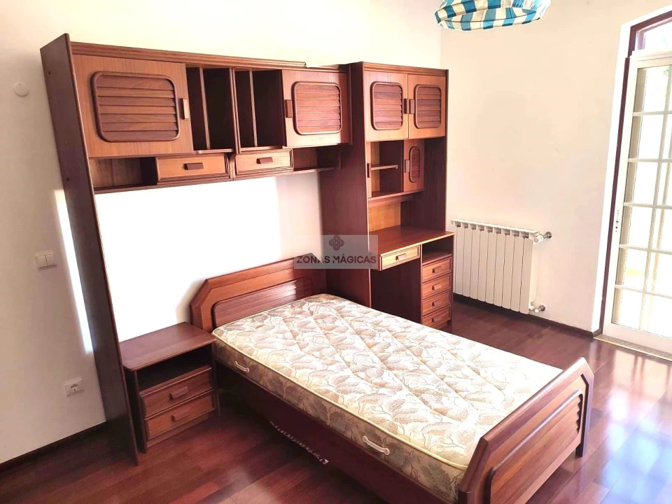 Moradia T3 para Venda em Lagos (São Sebastião e Santa Maria) Foto 8