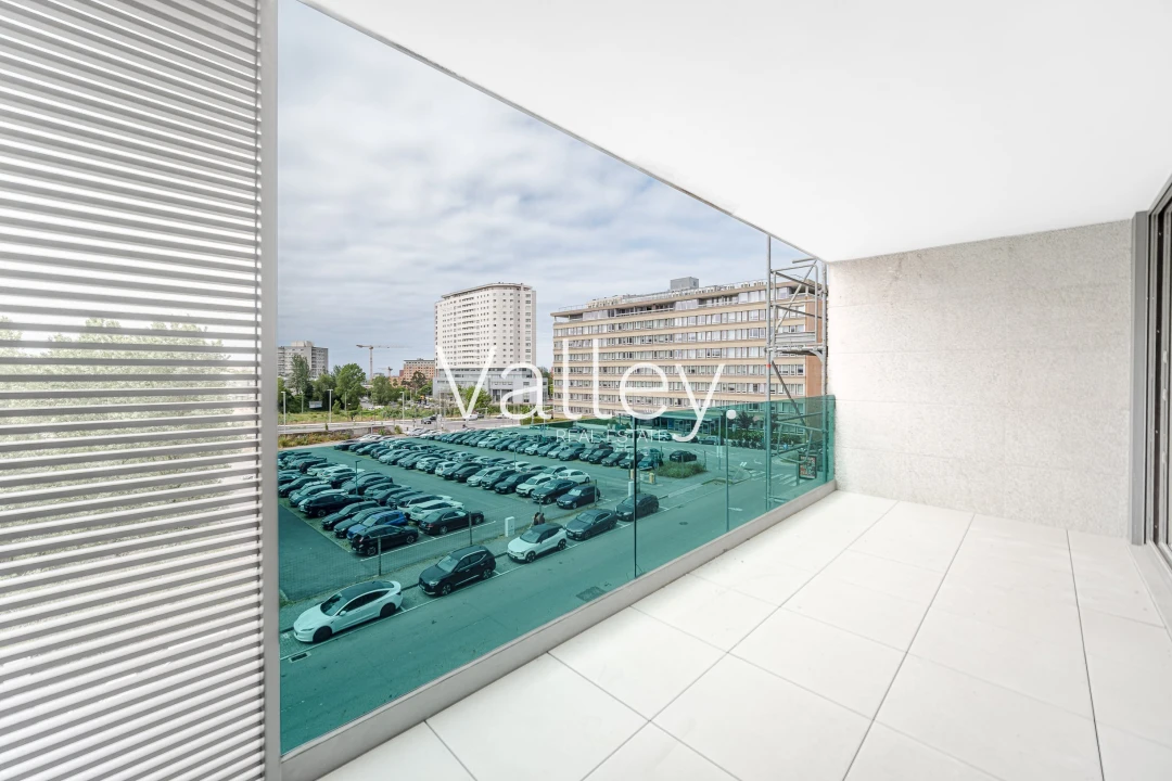Apartamento T3 para Venda em Ramalde Foto 9