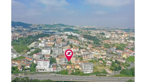 Terreno para Venda em Oliveira do Douro