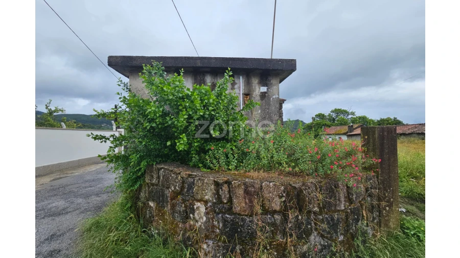 Moradia T2 para Venda em Pico Foto 6