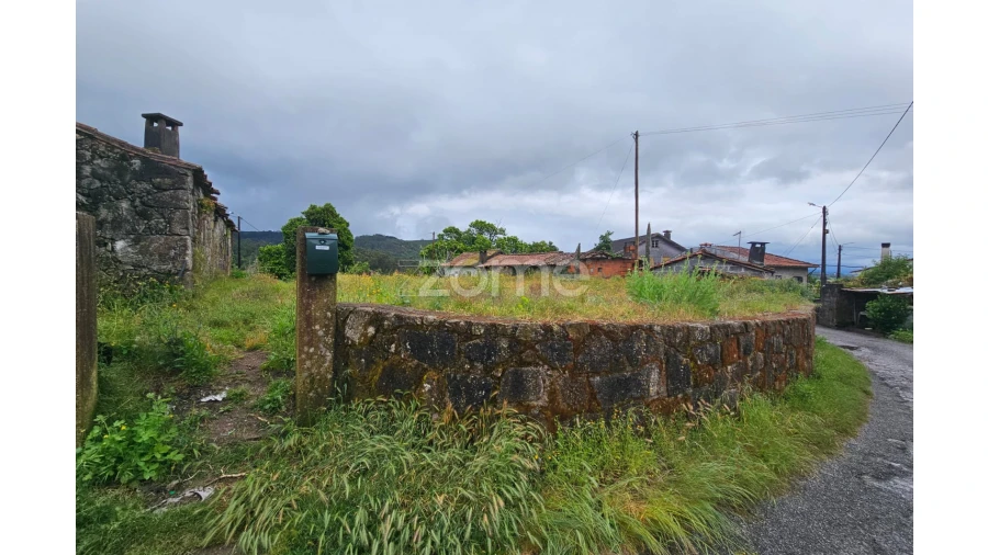 Moradia T2 para Venda em Pico Foto 9