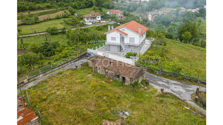 Moradia T2 para Venda em Pico Foto 14