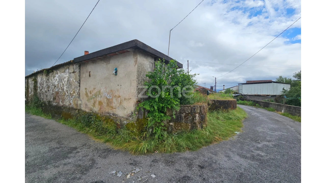 Moradia T2 para Venda em Pico Foto 7