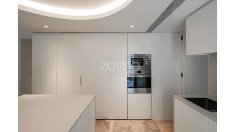 Apartamento T3 para Venda em Cedofeita, Santo Ildefonso, Sé, Miragaia, São Nicolau e Vitória