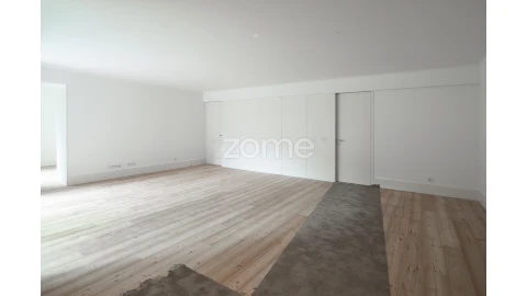 Apartamento T3 para Venda em Cedofeita, Santo Ildefonso, Sé, Miragaia, São Nicolau e Vitória