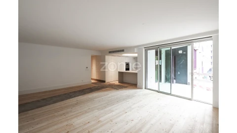 Apartamento T3 para Venda em Cedofeita, Santo Ildefonso, Sé, Miragaia, São Nicolau e Vitória