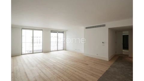 Apartamento T3 para Venda em Cedofeita, Santo Ildefonso, Sé, Miragaia, São Nicolau e Vitória