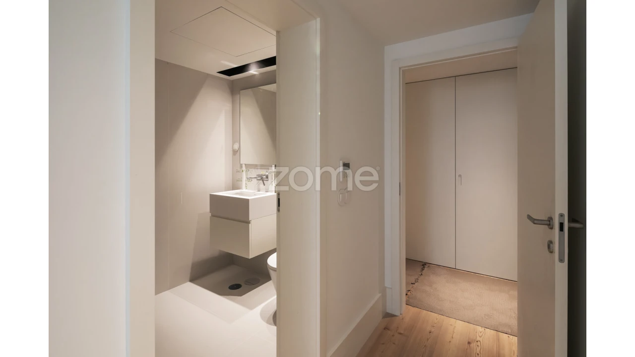 Apartamento T3 para Venda em Cedofeita, Santo Ildefonso, Sé, Miragaia, São Nicolau e Vitória Foto 31