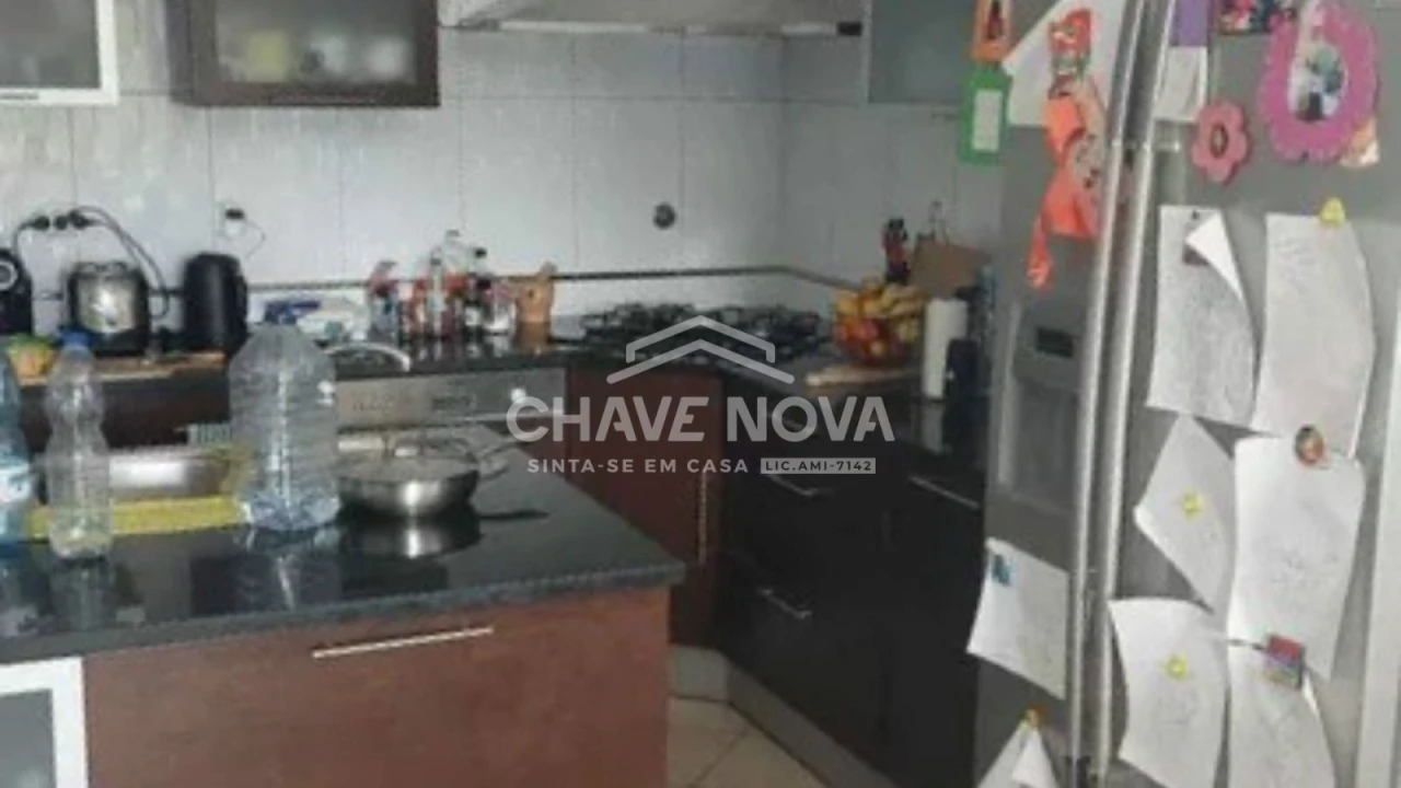 Moradia T3 para Venda em Satão Foto 6