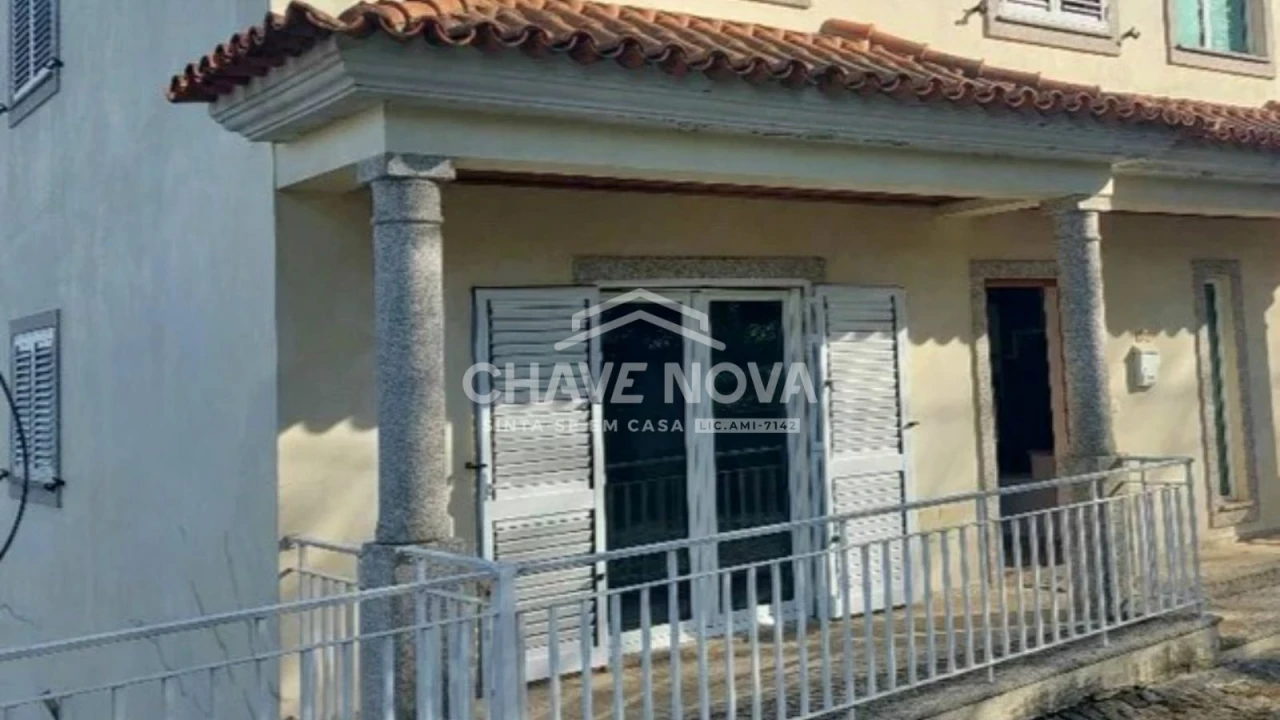 Moradia T3 para Venda em Satão Foto 13