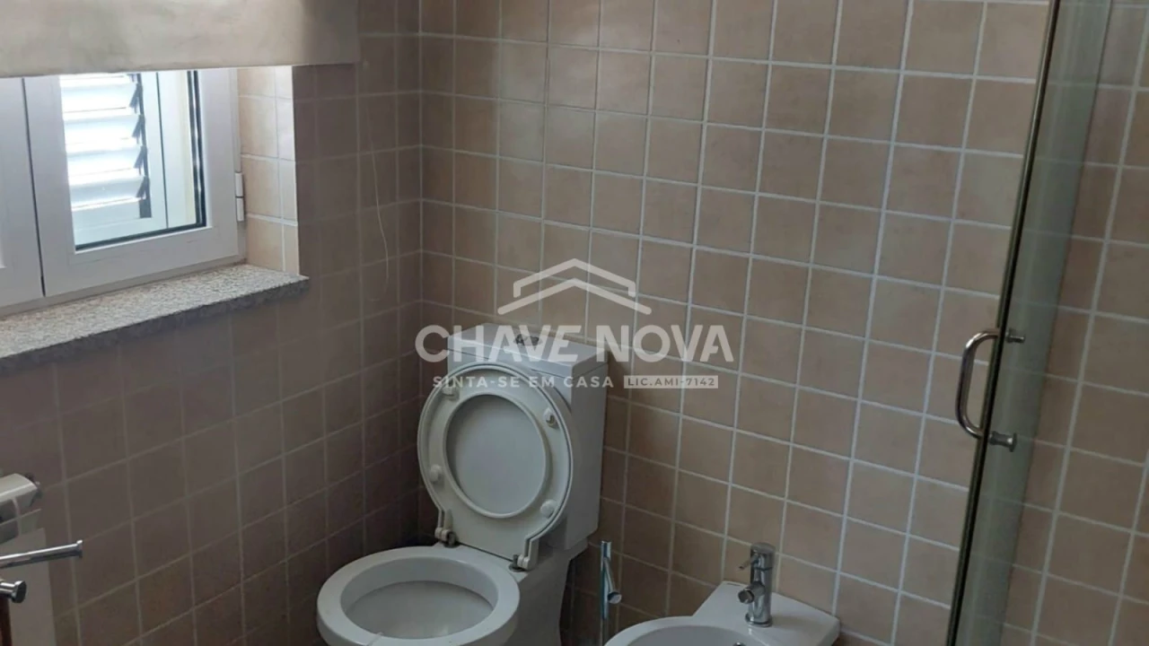 Moradia T3 para Venda em Satão Foto 20