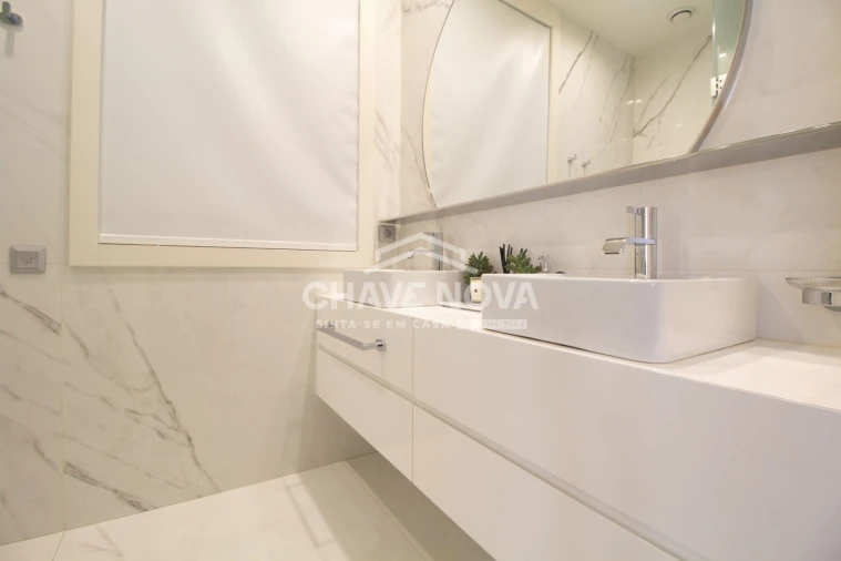 Moradia T3 para Venda em Lordelo do Ouro e Massarelos Foto 15