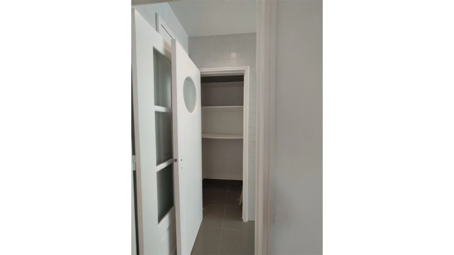 Apartamento T3 para Venda em Alvalade Foto 6