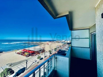 Apartamento T3 para Venda em Póvoa de Varzim, Beiriz e Argivai