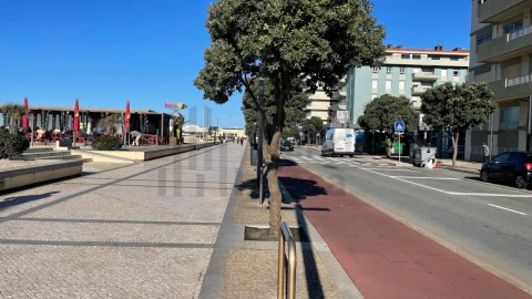 Apartamento T3 para Venda em Póvoa de Varzim, Beiriz e Argivai