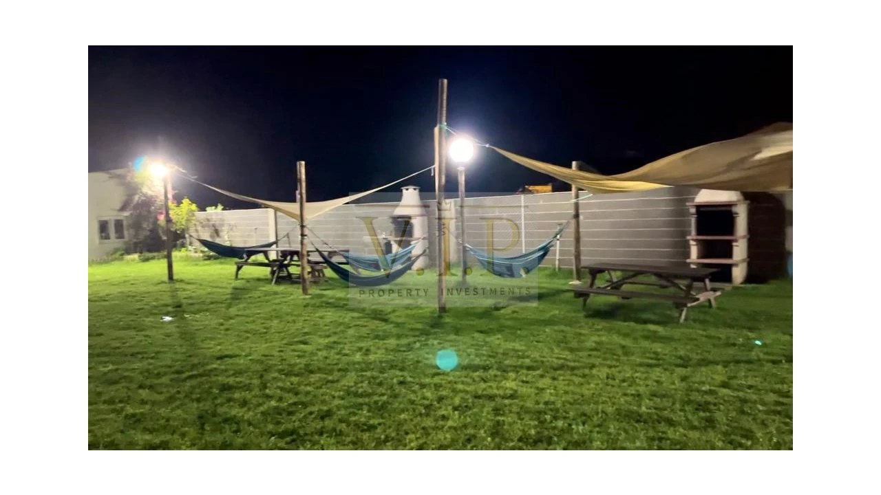 Moradia T11 para Venda em Atouguia da Baleia Foto 32