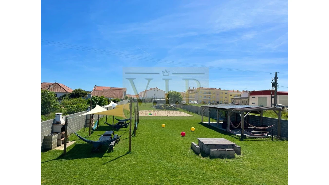 Moradia T11 para Venda em Atouguia da Baleia Foto 51