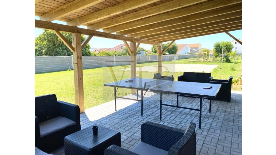 Moradia T11 para Venda em Atouguia da Baleia Foto 6