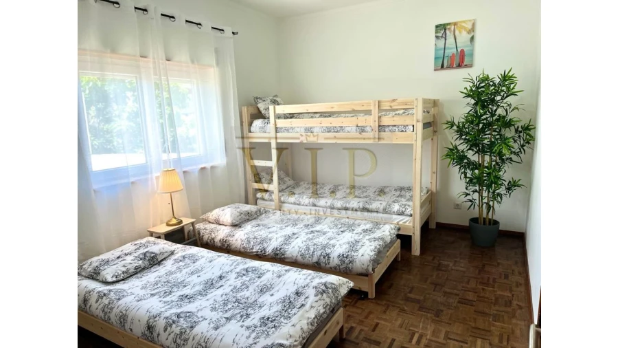 Moradia T11 para Venda em Atouguia da Baleia Foto 62