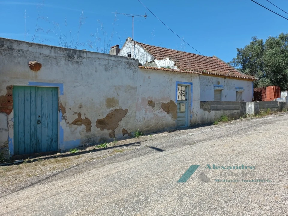 Moradia T2 para Venda em Turcifal Foto 6