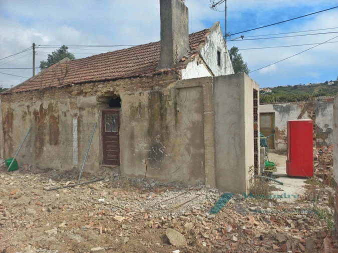 Moradia T2 para Venda em Turcifal Foto 3