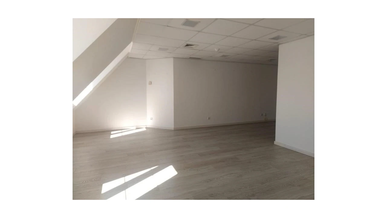 Escritório para Venda em Santa Maria Maior Foto 9