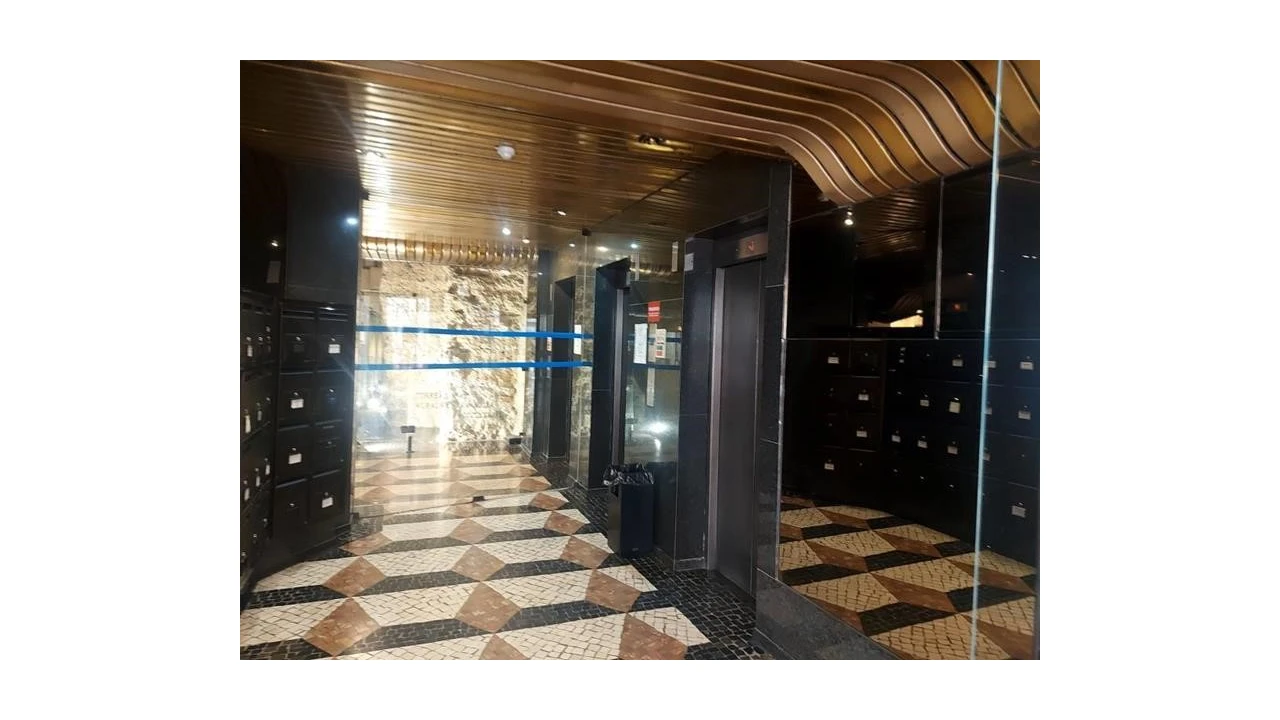 Escritório para Venda em Santa Maria Maior Foto 14