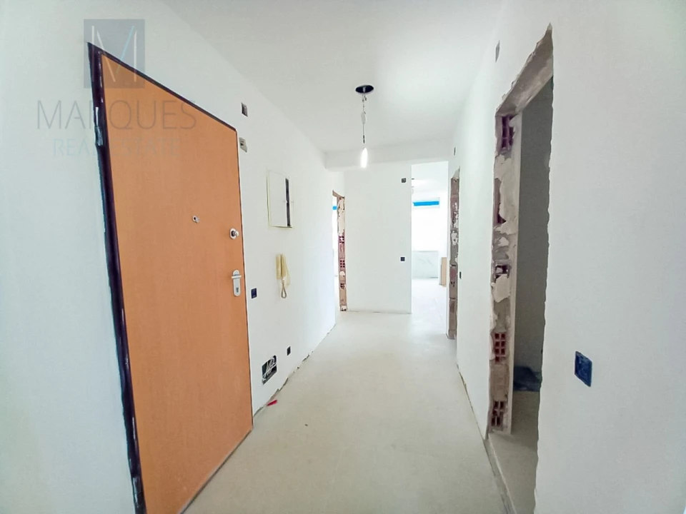 Apartamento T4 para Venda em Laranjeiro e Feijó Foto 6