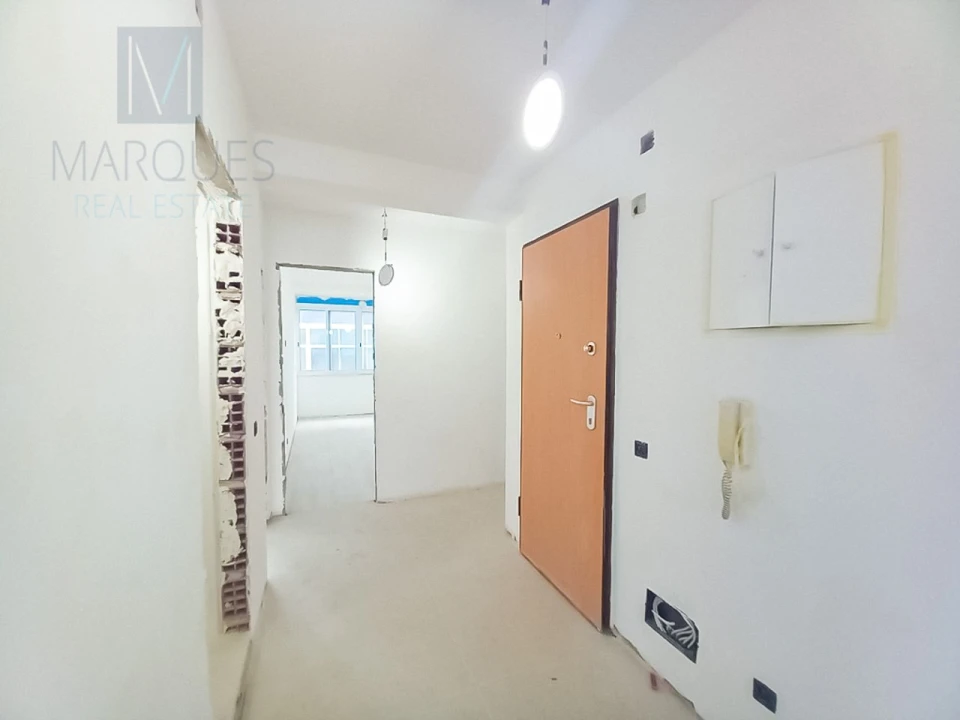 Apartamento T4 para Venda em Laranjeiro e Feijó Foto 7