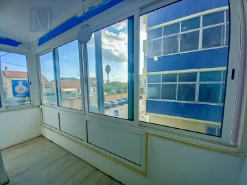Apartamento T4 para Venda em Laranjeiro e Feijó