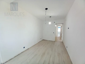 Apartamento T4 para Venda em Laranjeiro e Feijó