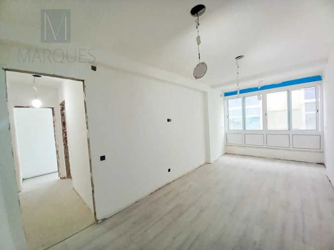 Apartamento T4 para Venda em Laranjeiro e Feijó Foto 16