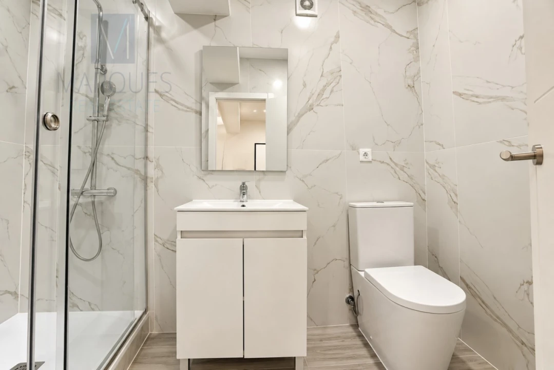 Apartamento T3 para Venda em Costa da Caparica Foto 6