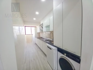Apartamento T3 para Venda em Costa da Caparica