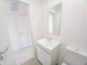 Apartamento T3 para Venda em Costa da Caparica