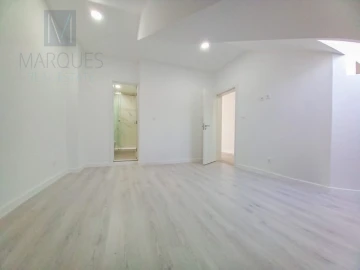 Apartamento T3 para Venda em Costa da Caparica