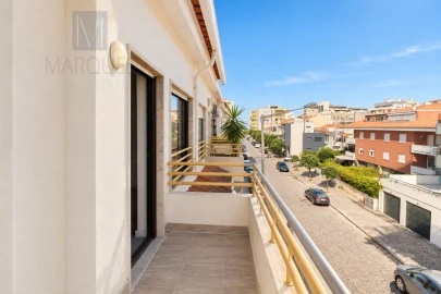 Apartamento T3 para Venda em Costa da Caparica