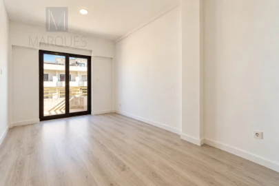 Apartamento T3 para Venda em Costa da Caparica