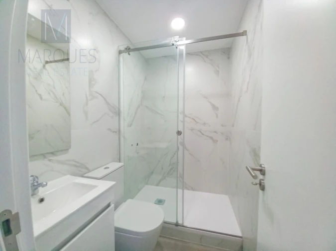 Apartamento T3 para Venda em Costa da Caparica Foto 18
